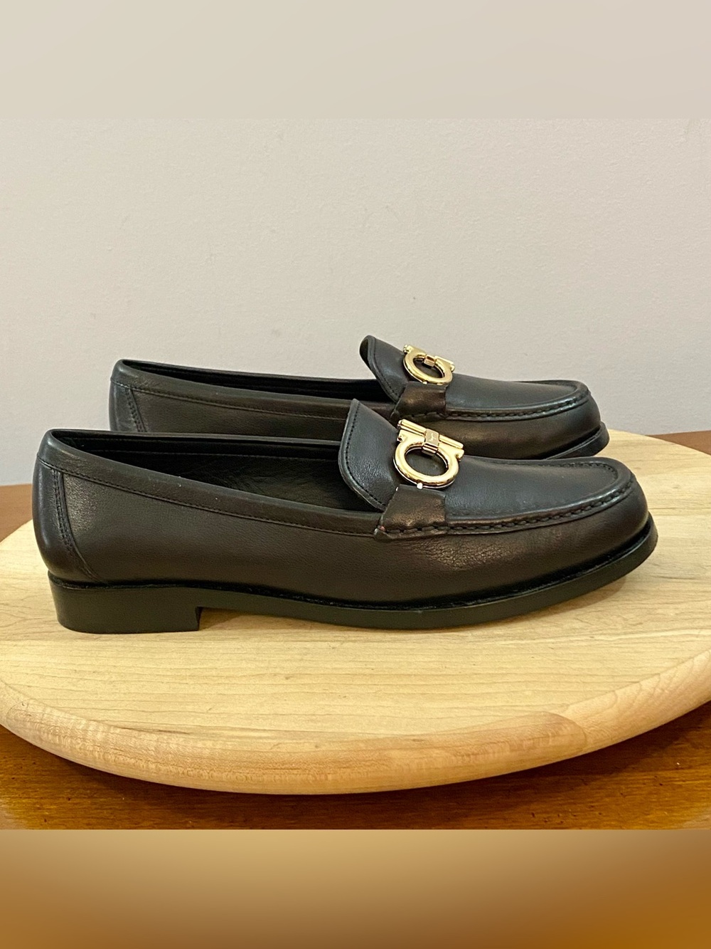 Salvatore Ferragamo Gancini Loafers Reversible Buckle Silver/Gold 6C Authentic